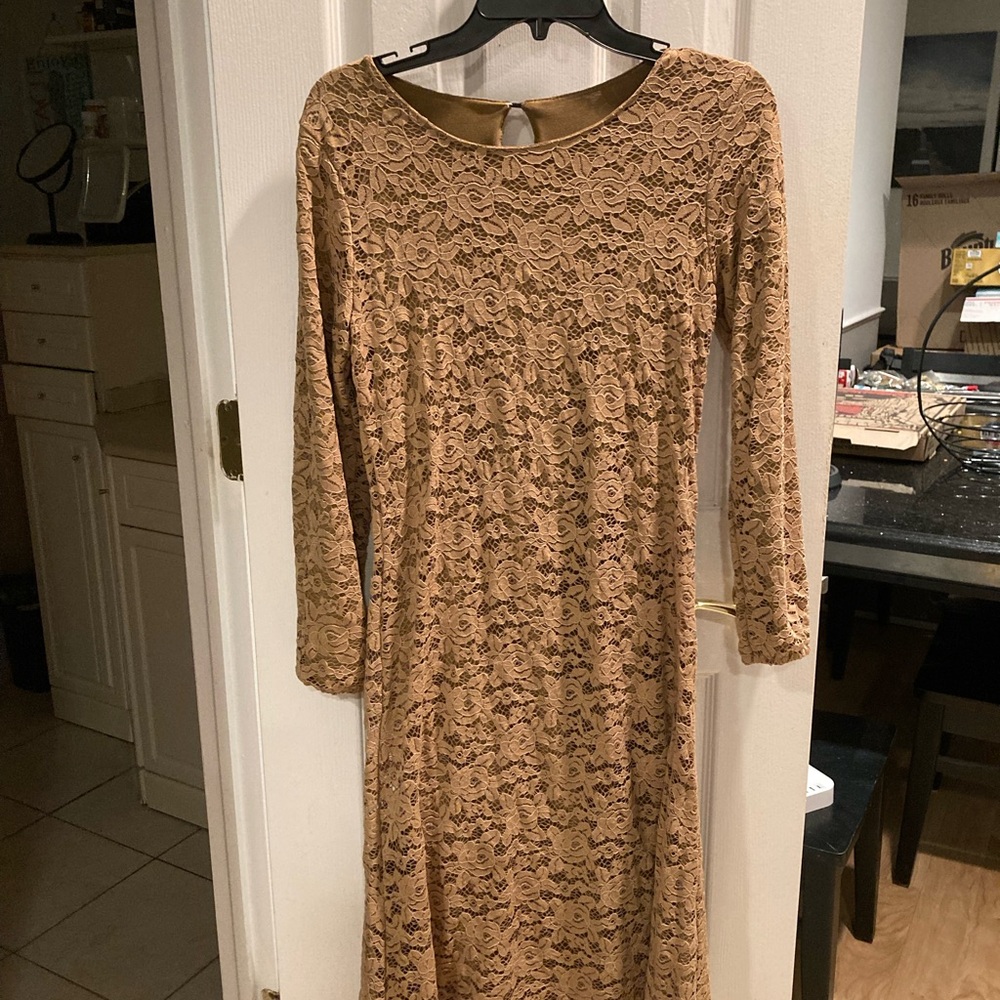 Elegant! tan lace dress